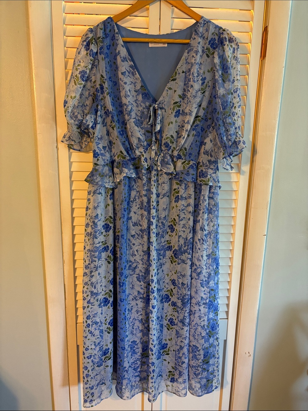LC Lauren Conrad Blue Floral Tie-Front Midi Dress